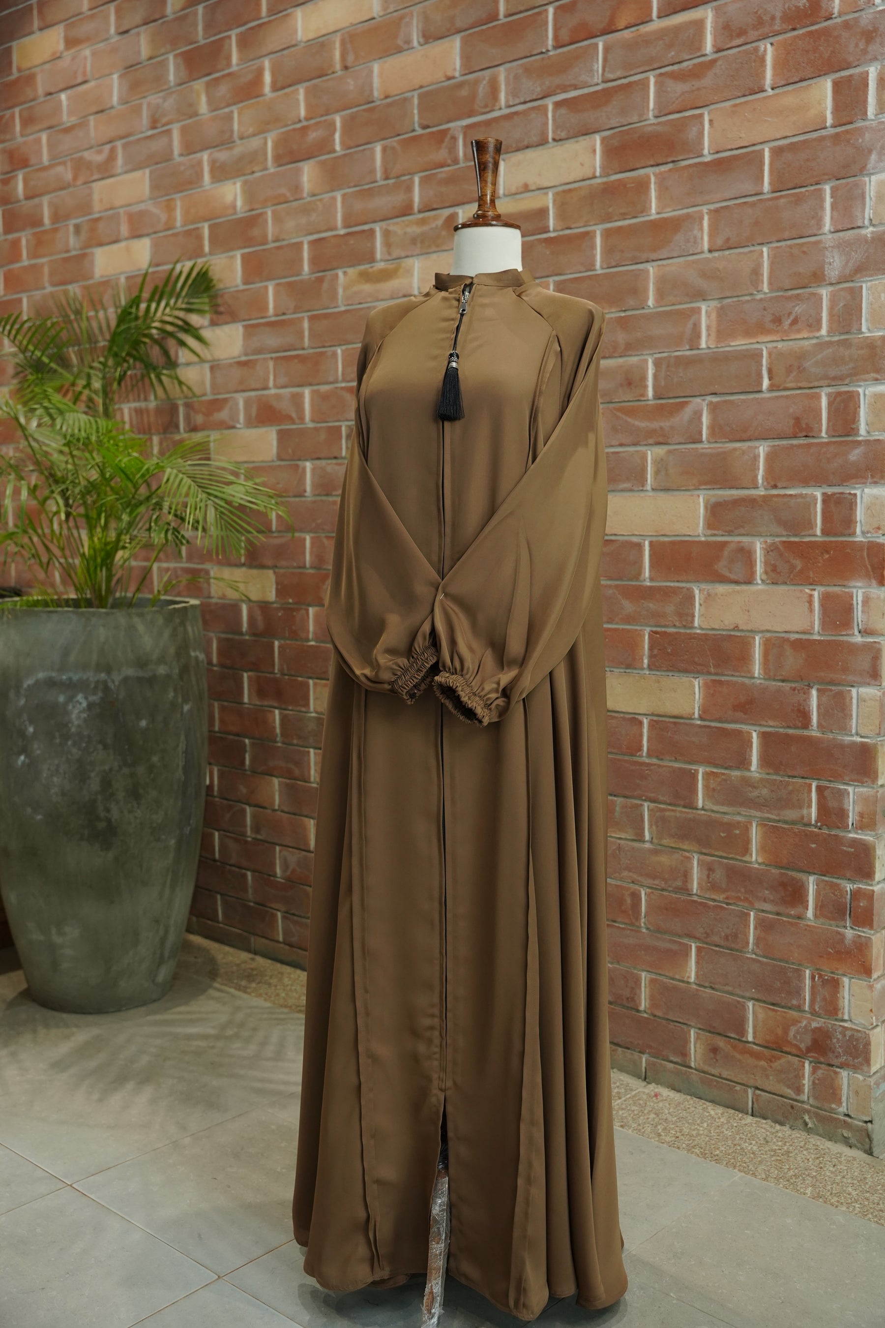 Full Flare Zipper Abaya