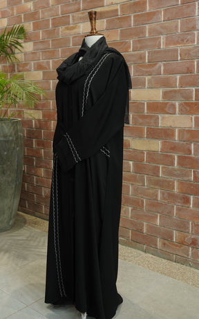 Zoom Fancy Abaya