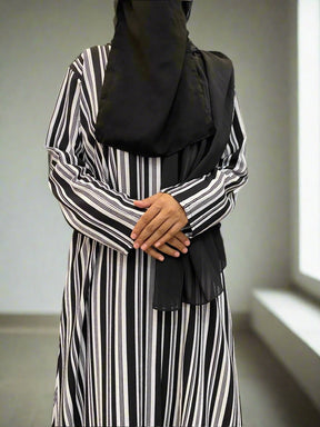 Lining print Abaya